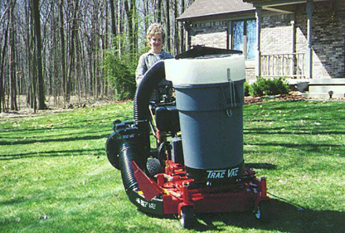 Trac-Vac 470 Walk-Behind Leaf Vacuum