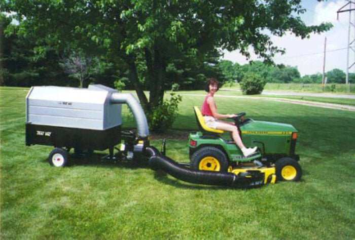 Trac-Vac 880 Commercial Tow-Behind Leaf Vacuum